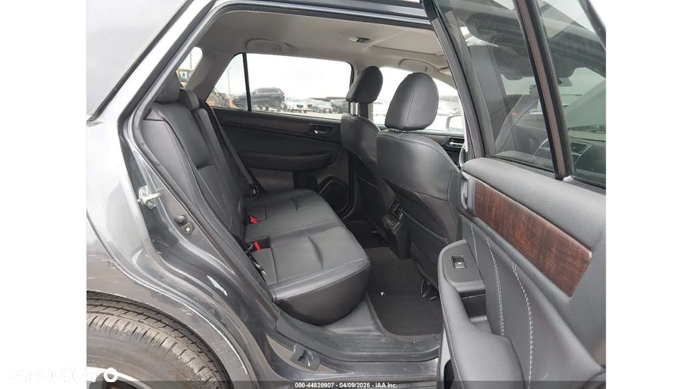 Subaru Outback - 13