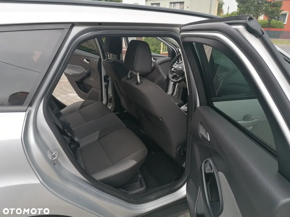 Ford Focus - 16