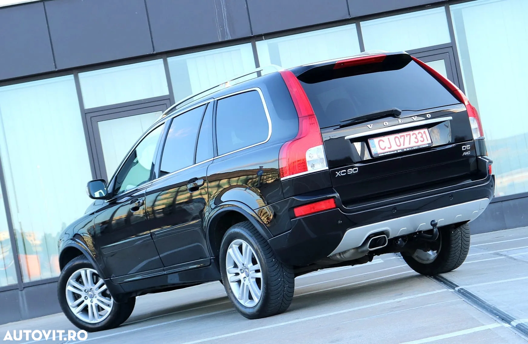 Volvo XC 90 D5 AWD Geartonic Summum - 5