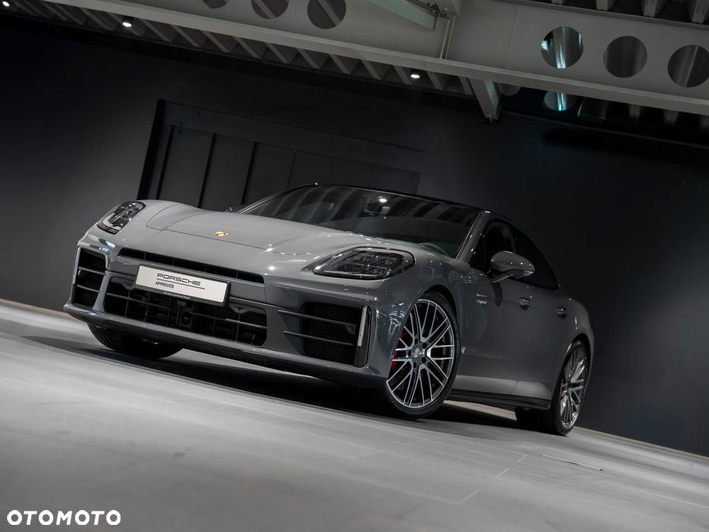 Porsche Panamera 4S E-Hybrid - 12