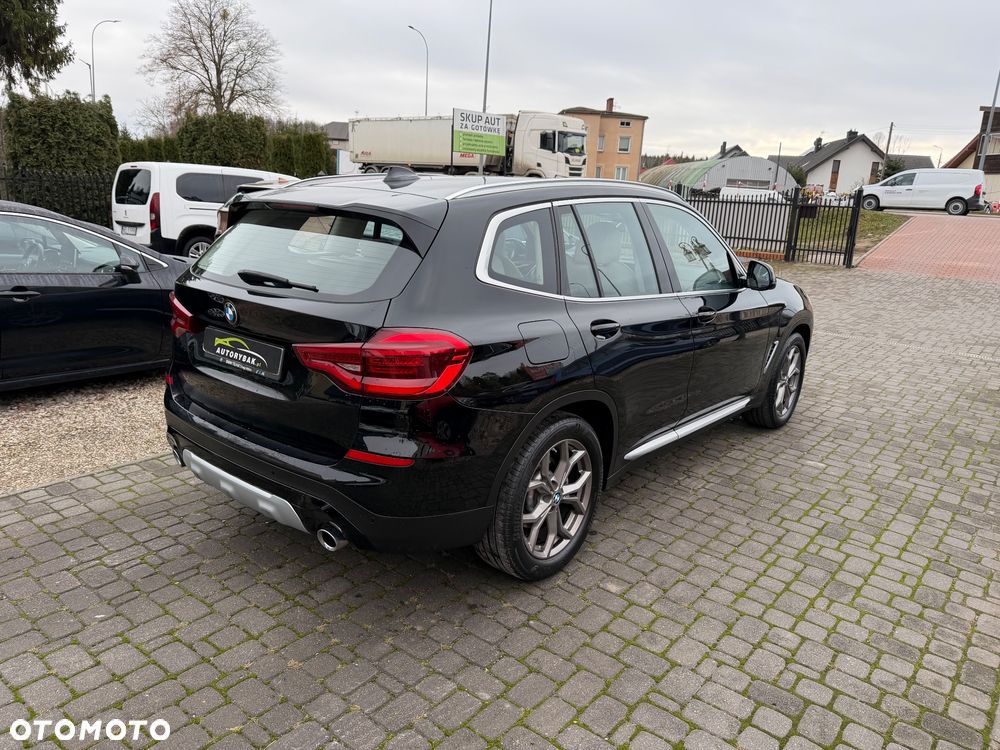 BMW X3 xDrive20d Luxury Line sport - 3