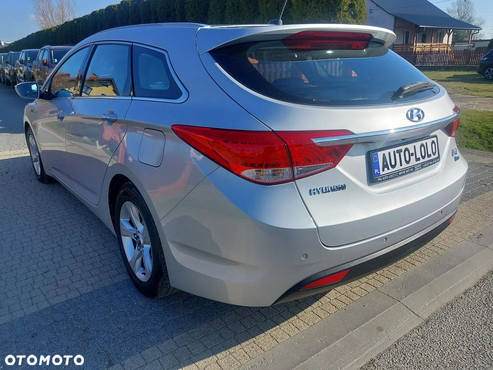 Hyundai i40 Kombi 1.7 CRDi Premium - 4