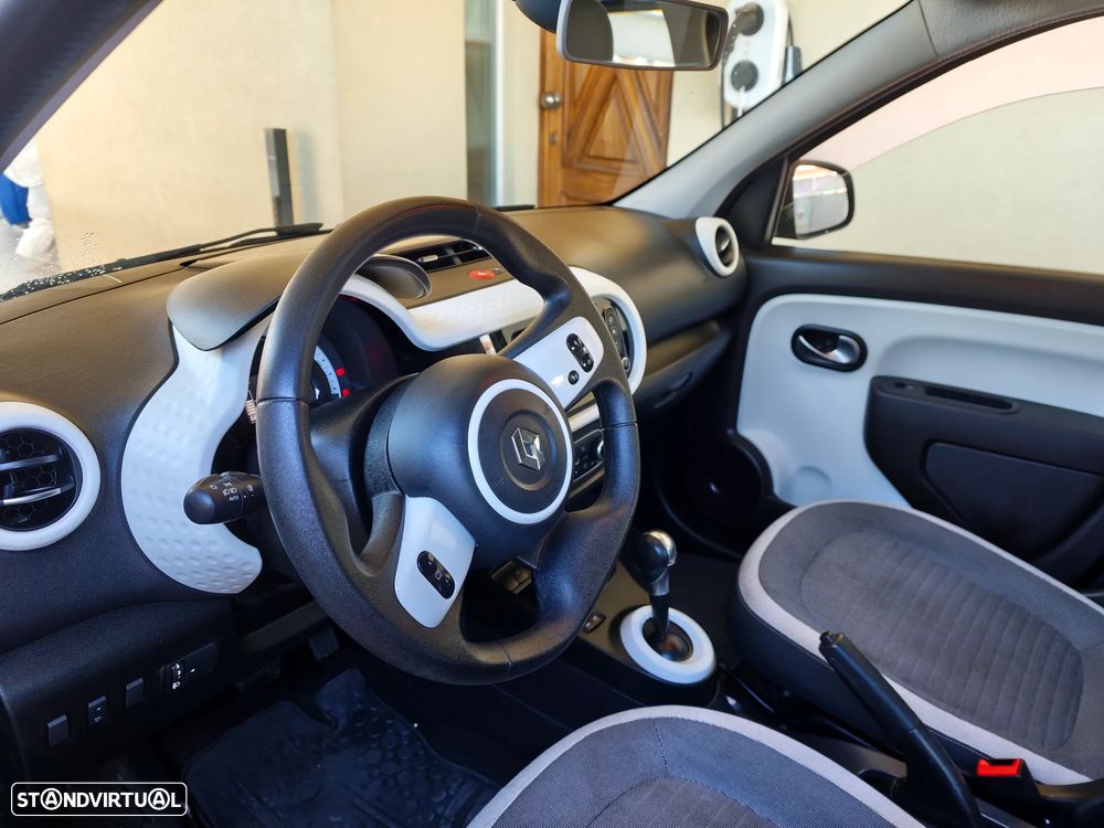 Renault Twingo E-Tech. 22 Urban Night - 22