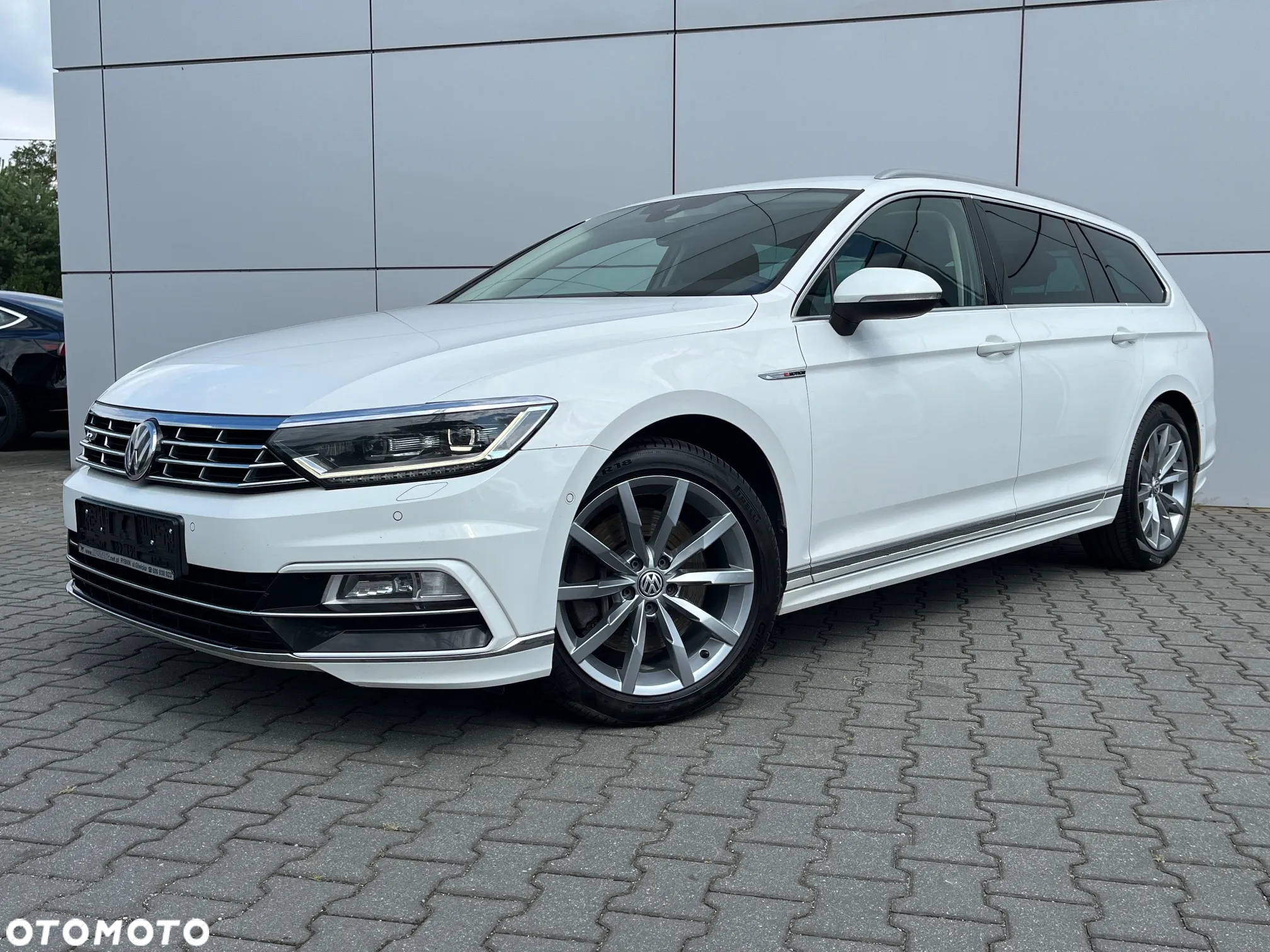 Volkswagen Passat 2.0 TDI Bi-Turbo BMT 4Mot Highline DSG - 2