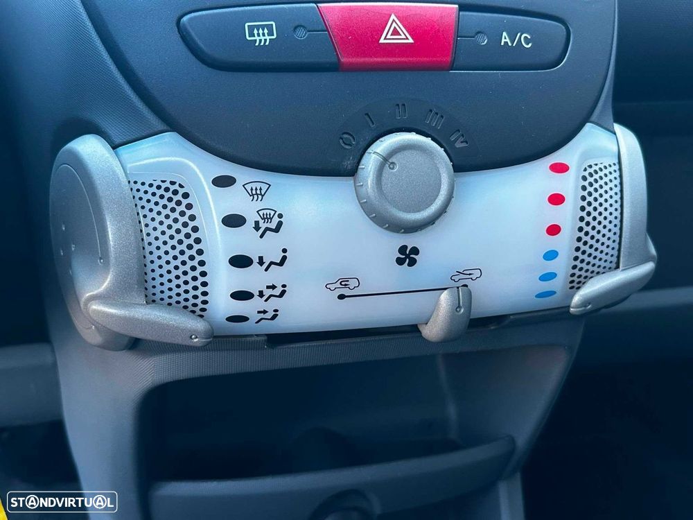 Citroën C1 1.0 Attraction - 10