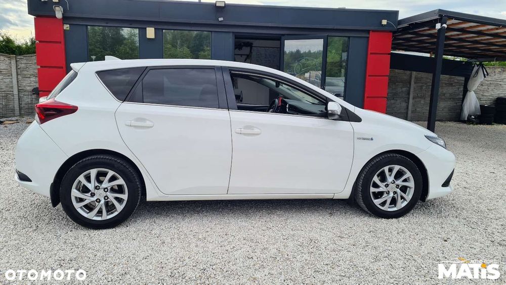 Toyota Auris - 25