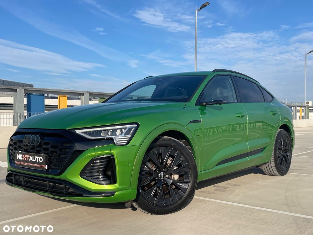 Audi Q8 Sportback e-tron - 3