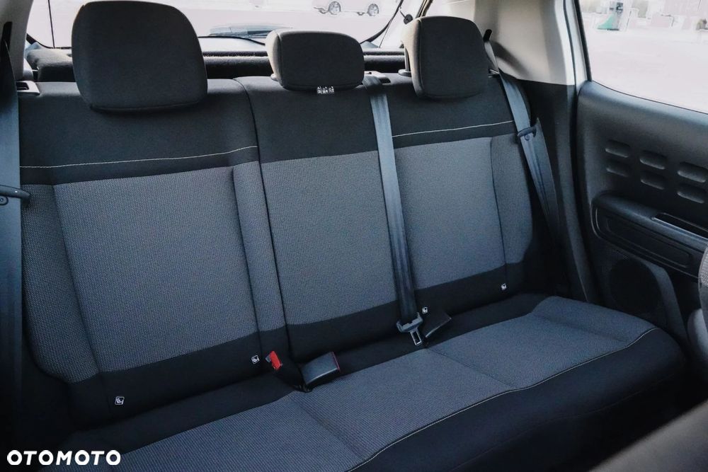 Citroën C3 1.2 PureTech Shine - 26