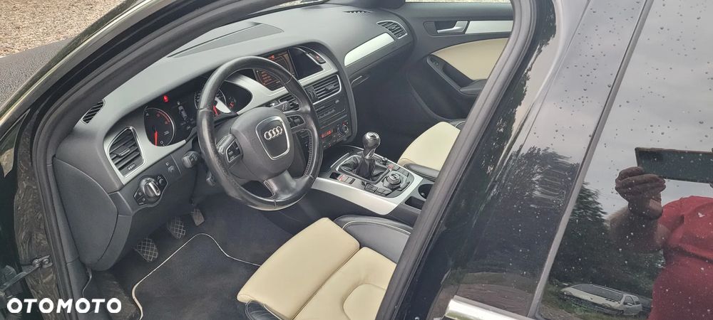 Audi A4 Avant - 12