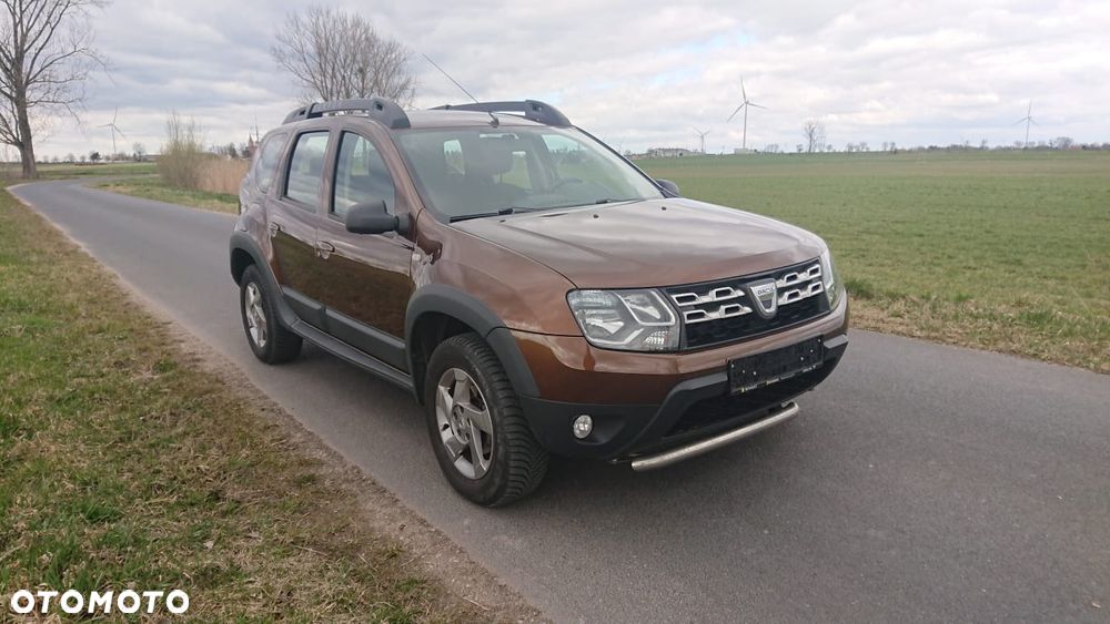 Dacia Duster 1.6 16V 105 4x4 Laureate - 1
