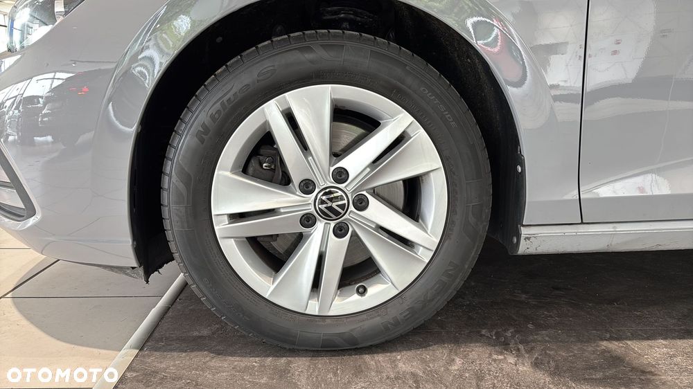 Volkswagen Golf 2.0 TDI Life - 19