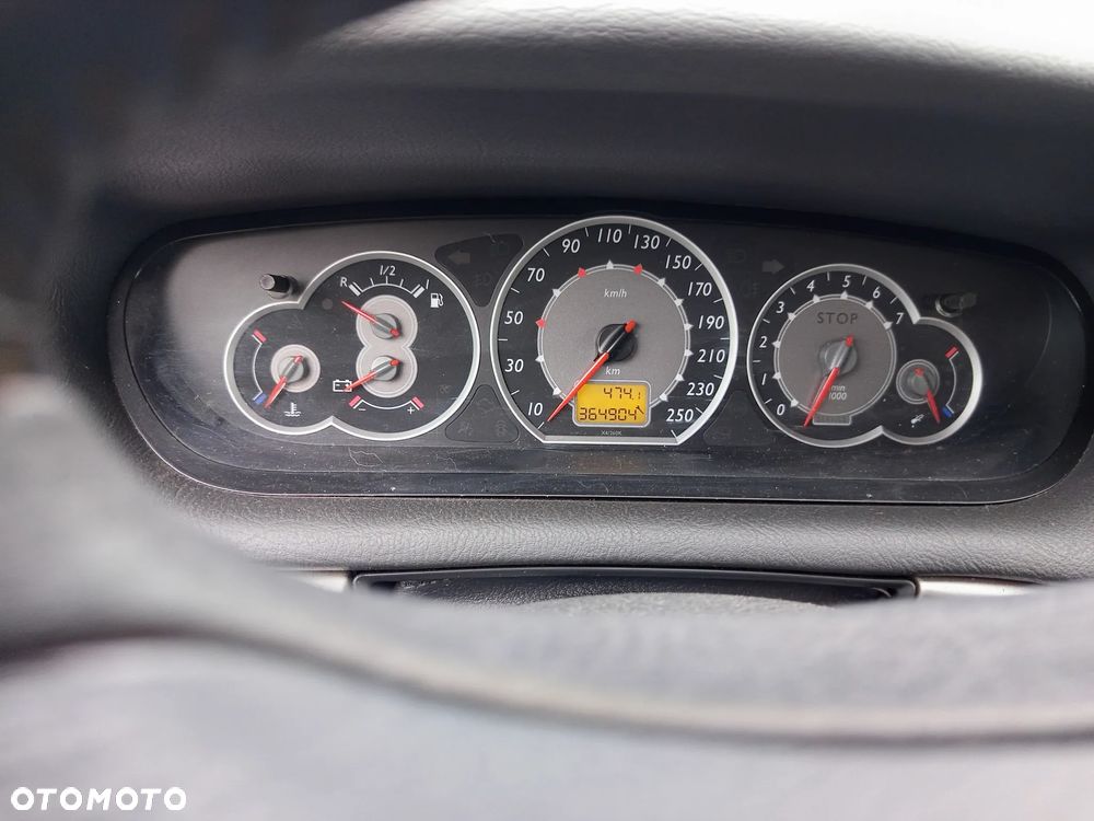 Citroën C5 2.0 HDi Confort - 12