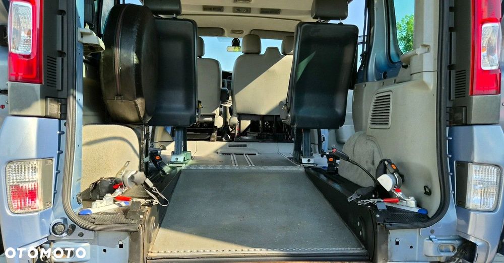 Opel Vivaro - 34