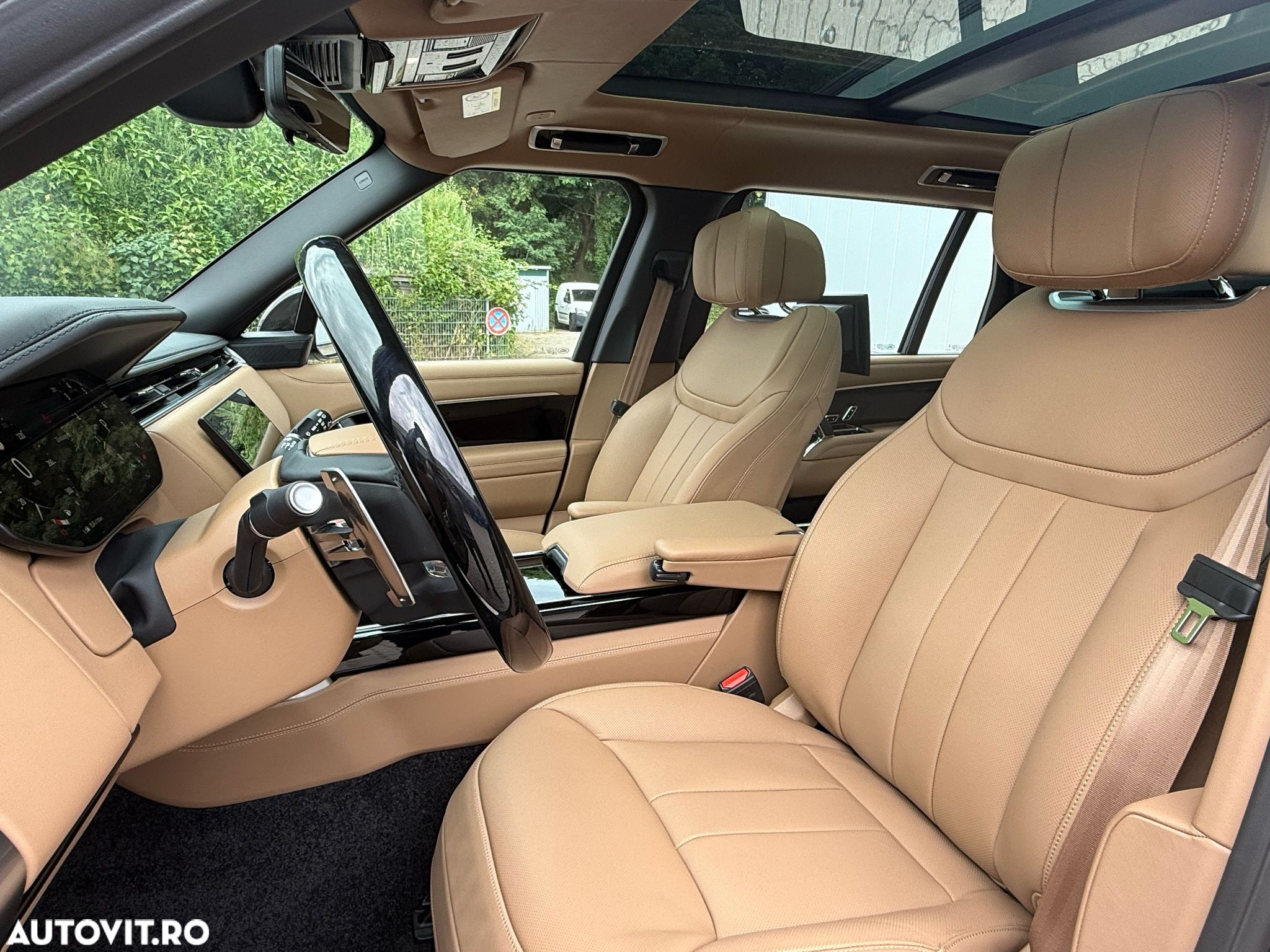 Land Rover Range Rover 4.4 V8 P530 LWB Autobiography - 13