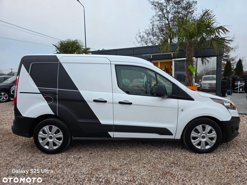 Ford Transit Connect - 27