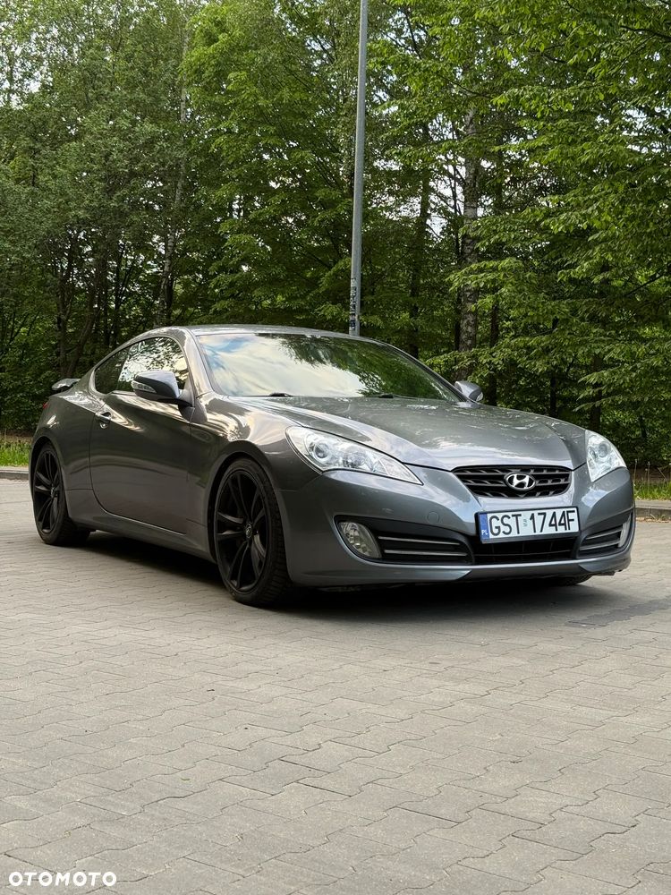 Hyundai Genesis Coupe 2.0 TCI Premium - 1