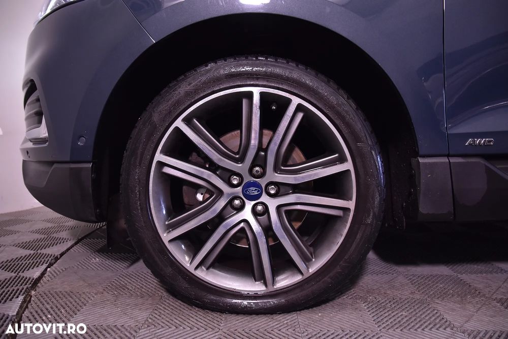 Ford Edge - 13