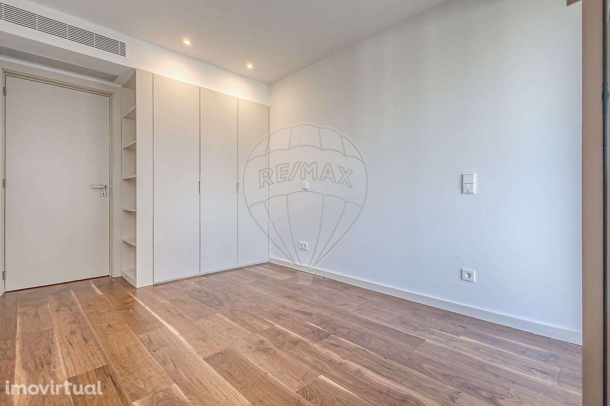 Apartamento T2 para arrendamento - Grande imagem: 2/23