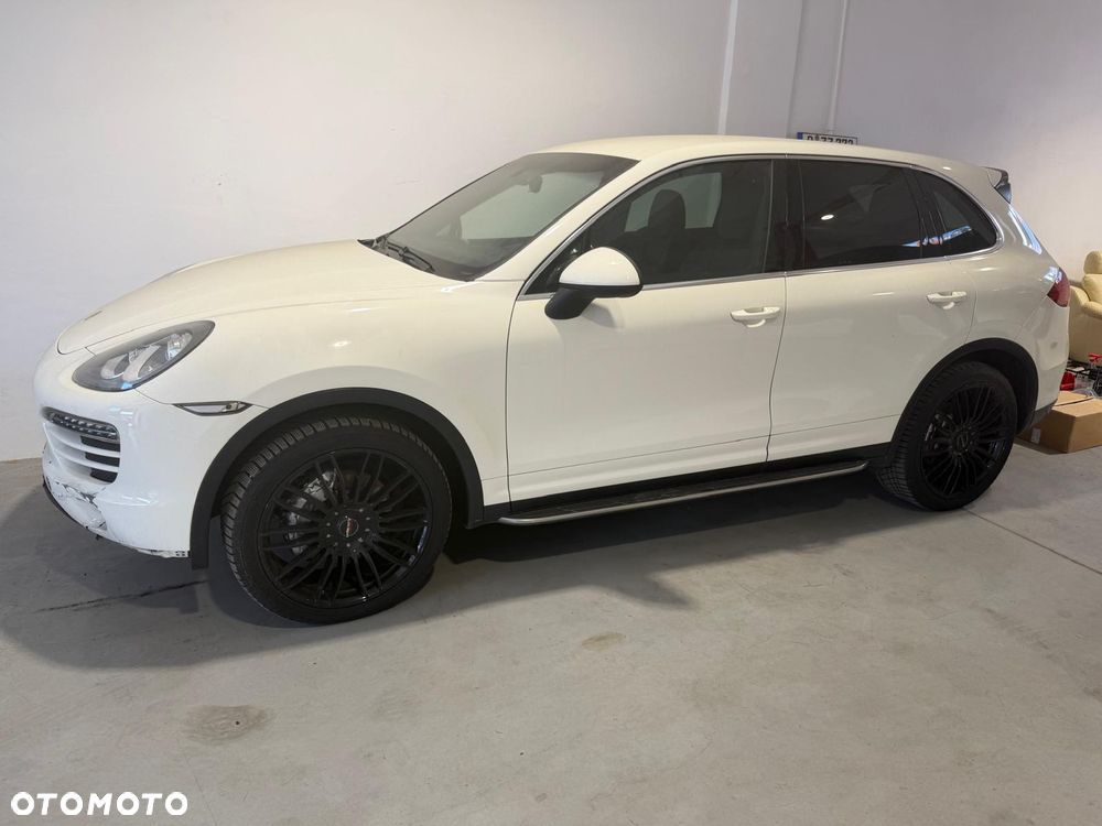 Porsche Cayenne - 2