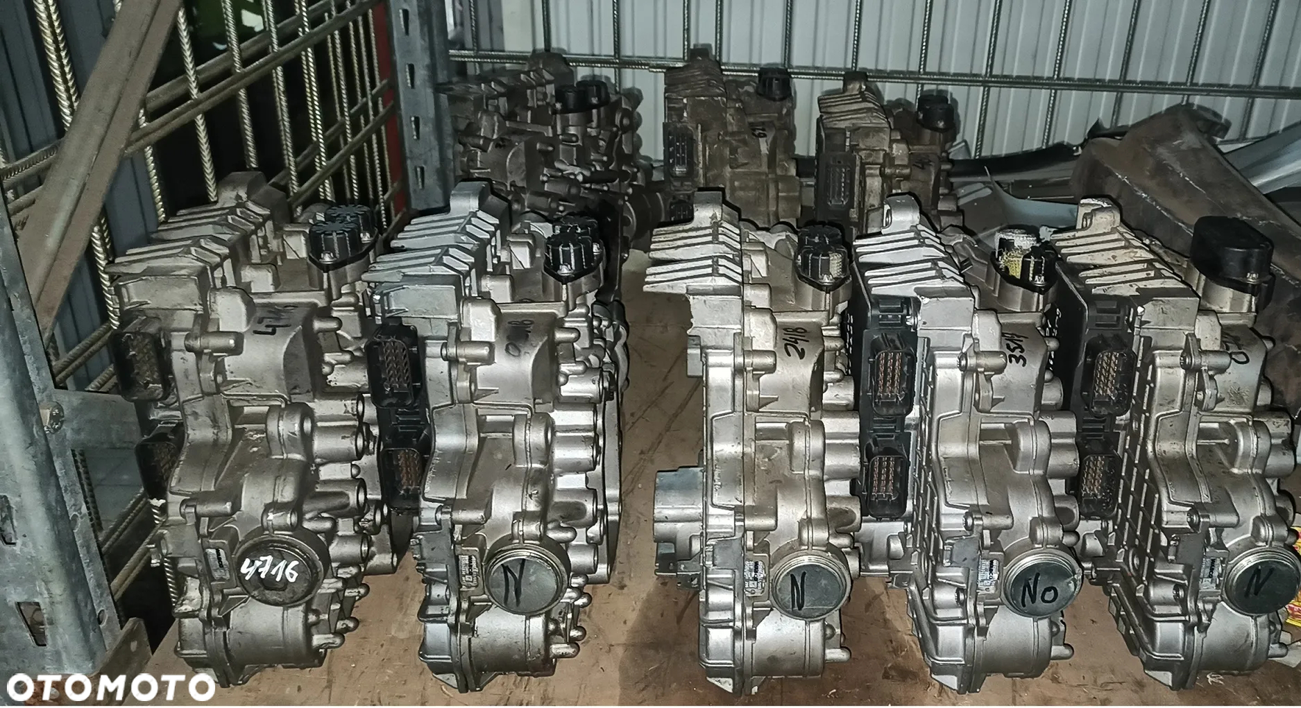 Wybierak Skrzyni Biegów Actros MP4 MP5 Arocs Antos Atego 9612604463 4213534030 - 4