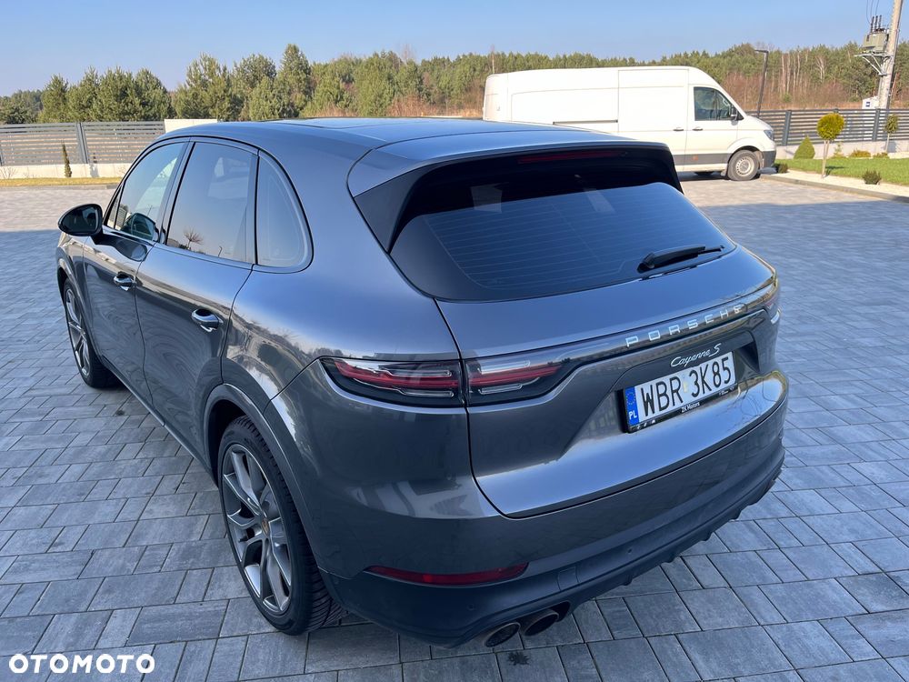 Porsche Cayenne S - 35