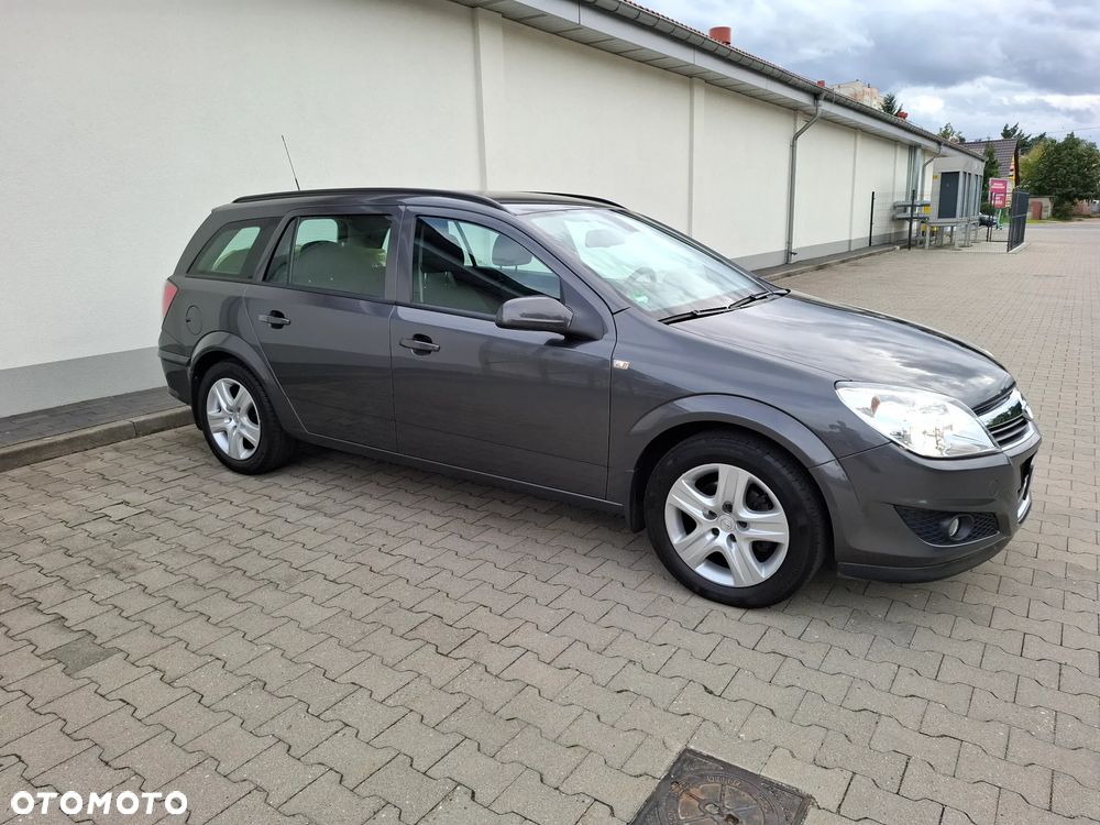 Opel Astra 1.6 Enjoy - 10