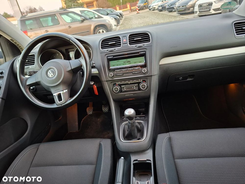 Volkswagen Golf 1.2 TSI BlueMotion Technology Comfortline - 21