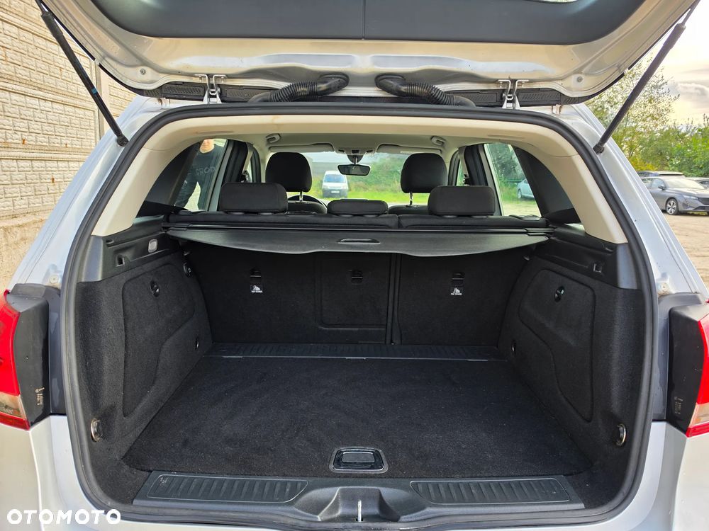 Mercedes-Benz Klasa B 180 (BlueEFFICIENCY) 7G-DCT - 19