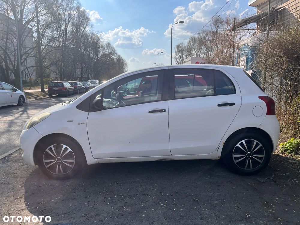 Toyota Yaris 1.4 D-4D Luna - 4