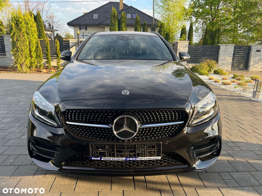 Mercedes-Benz Klasa C 220 d 4Matic 9G-TRONIC AMG Line - 2