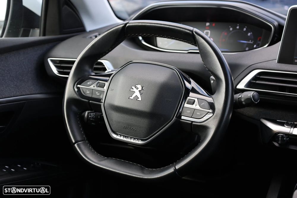Peugeot 5008 1.2 PureTech Allure EAT8 - 9