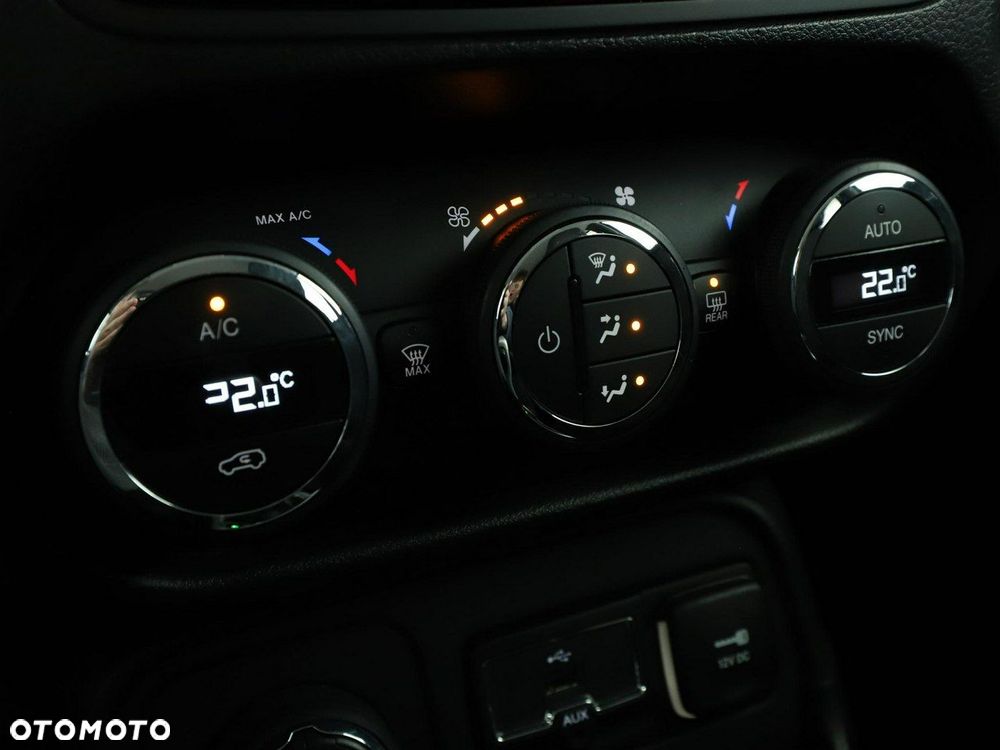 Jeep Renegade 2.0 MultiJet Limited 4WD S&S - 25