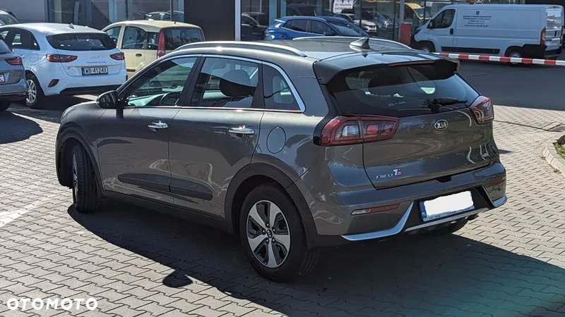 Kia Niro 1.6 GDI Hybrid L - 4