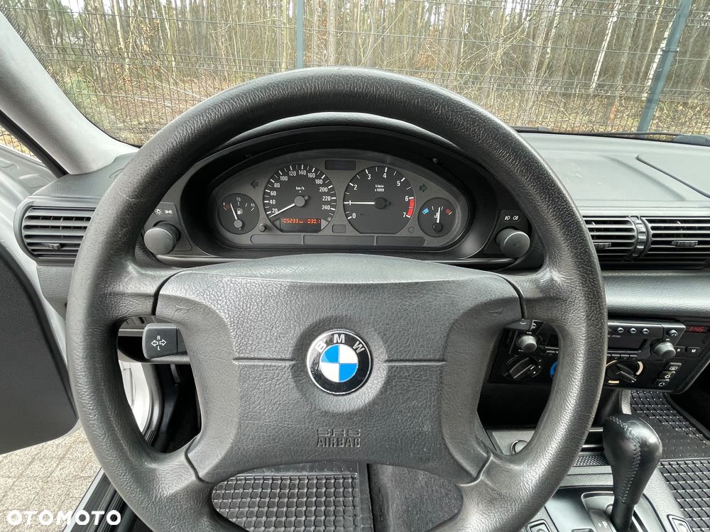 BMW Seria 3 - 26