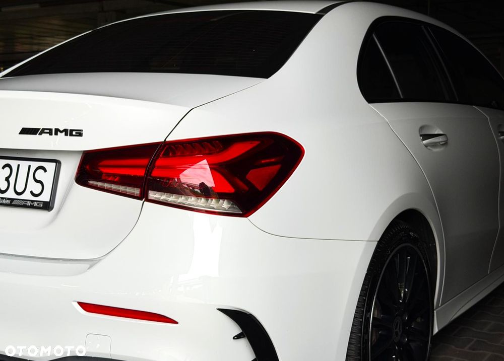 Mercedes-Benz Klasa A 220 AMG Line 7G-DCT - 36