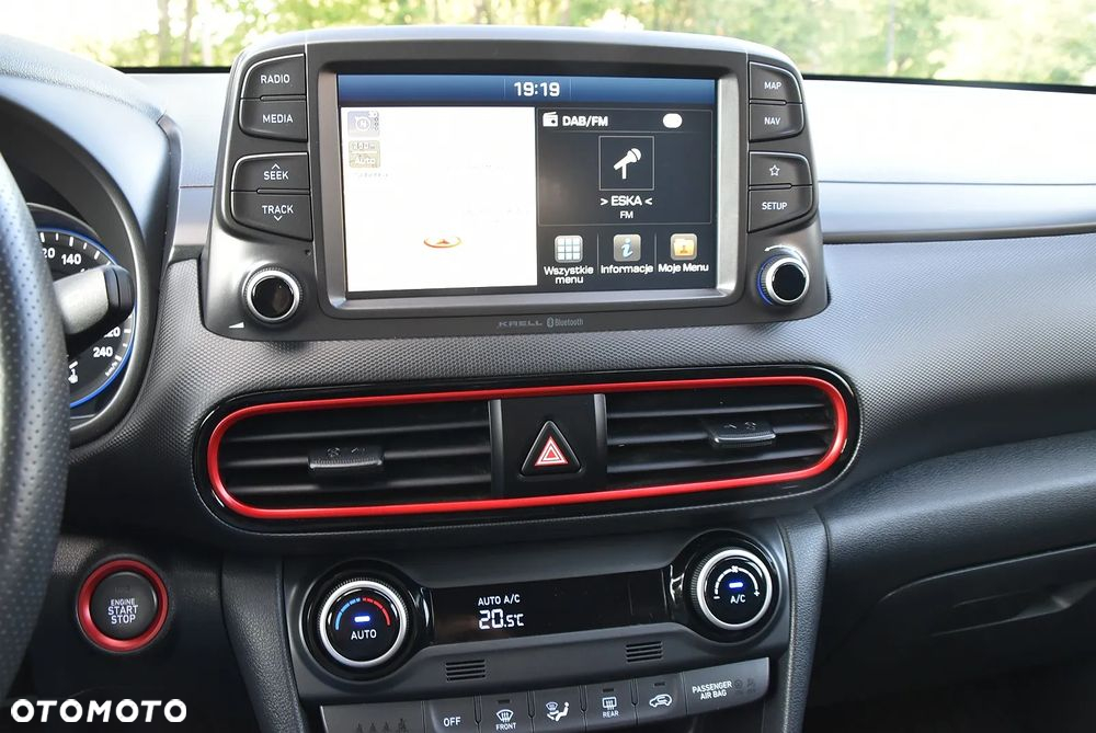 Hyundai Kona - 30