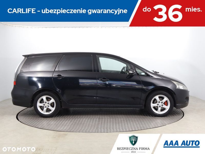 Mitsubishi Grandis - 7