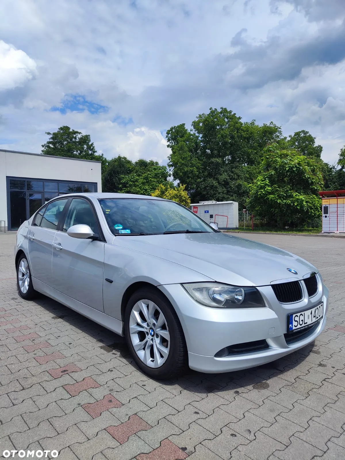 BMW Seria 3 318i - 14