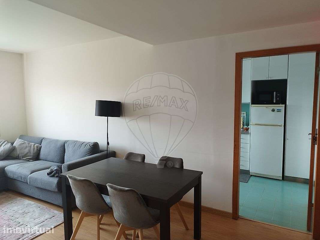 Apartamento T1 para arrendamento - Grande imagem: 2/15
