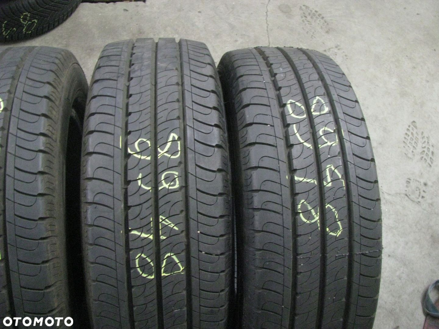 GOODYEAR EFFICIENT GRIP CARGO 215/65R16C 8,5mm 4 szt. - 2