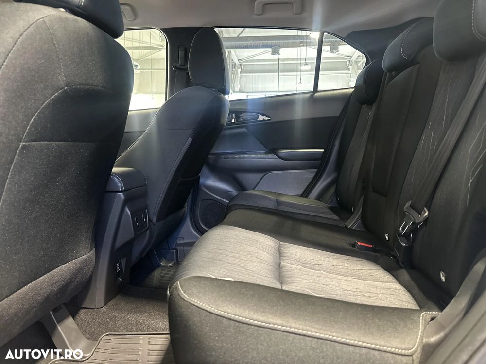 Mitsubishi Eclipse-Cross - 12