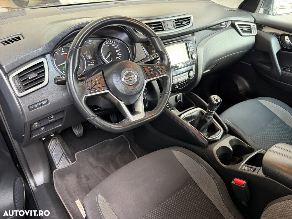 Nissan Qashqai 1.3 DIG-T SHIRO - 7