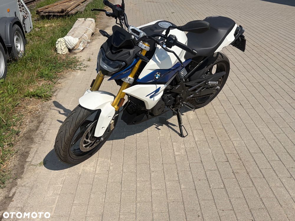BMW G - 1