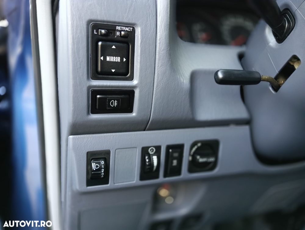 Toyota Land Cruiser 90 TD4-D - 21