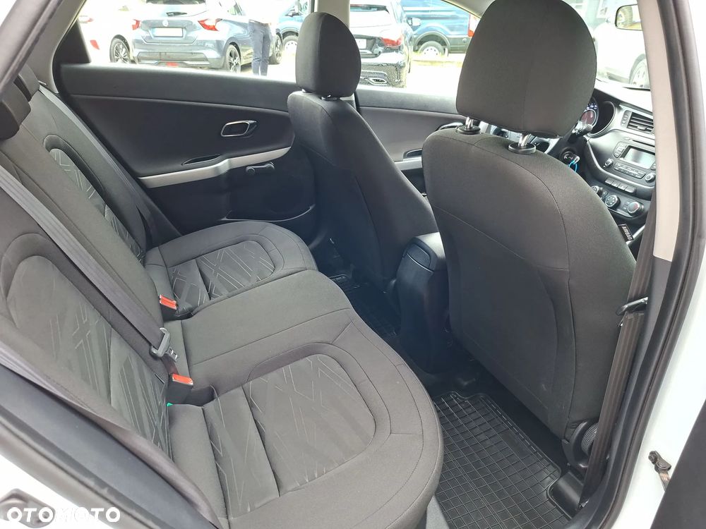 Kia Ceed 1.4 S - 29