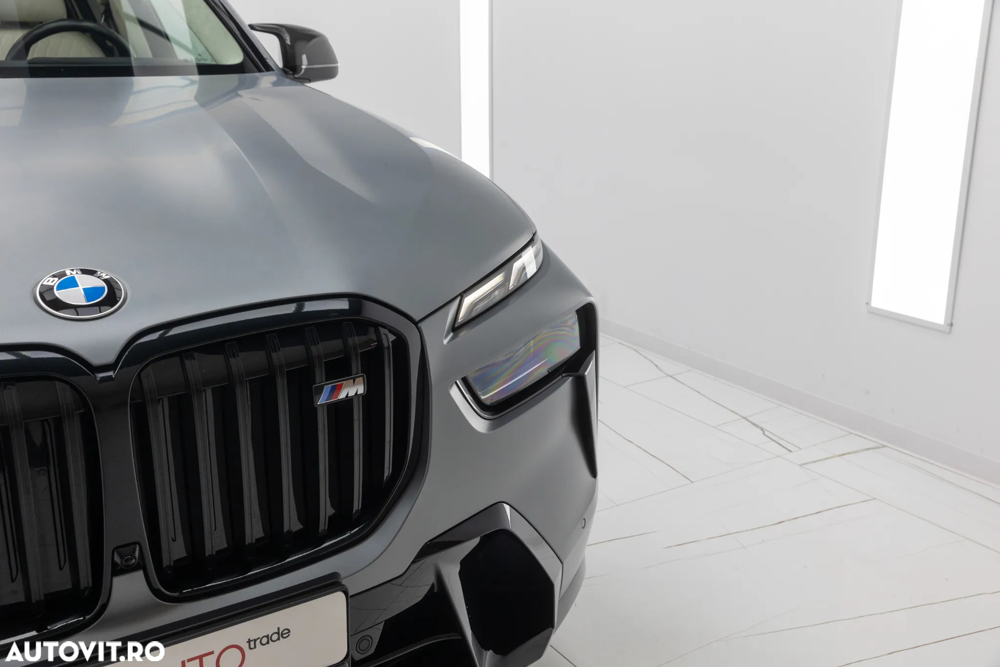 BMW X7 M60i xDrive AT MHEV - 11