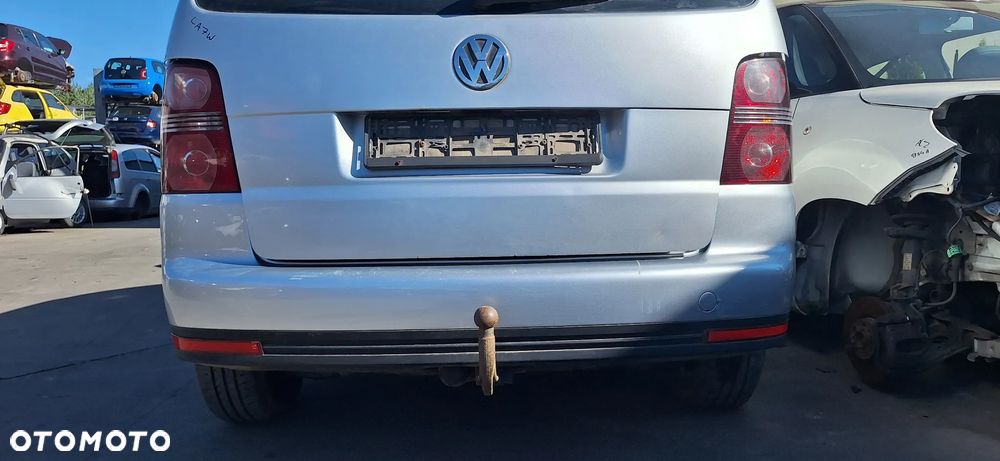 Volkswagen Touran 07- Lift  Zderzak Tył Tylny Kod Lakieru LA7W
