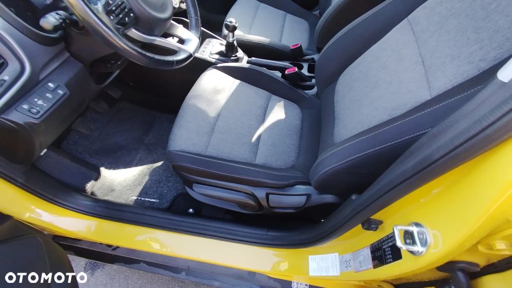 Kia Stonic 1.2 M - 23