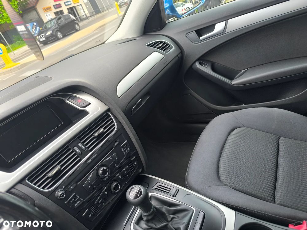 Audi A4 Avant 2.0 TDI DPF Ambition - 9