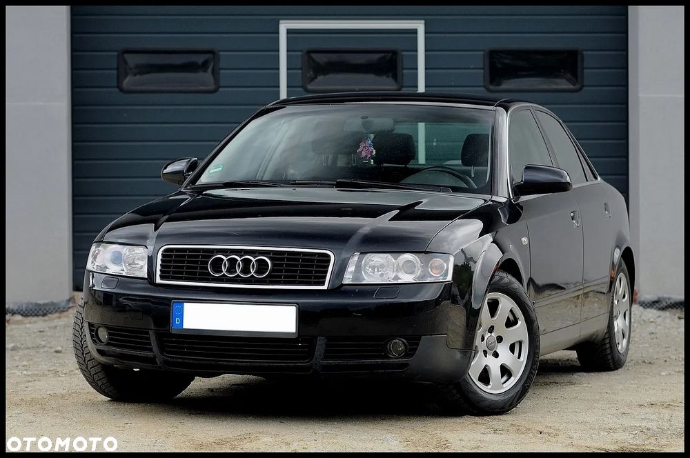 Audi A4 Limousine - 13